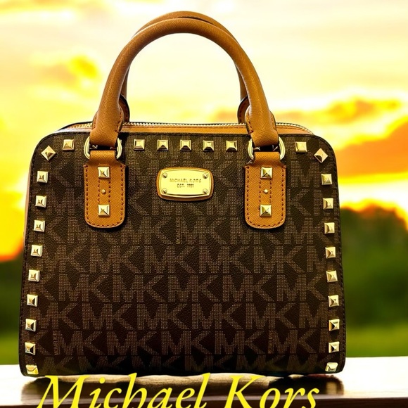 Michael Kors (MK) Purses - Picture 4 of 7